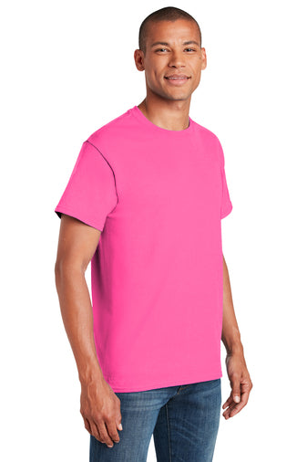Gildan 5000 Heavy Cotton T Shirt in Safety Pink